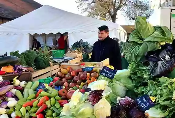 Les Fournisseurs - L'Entrepotes - Restaurant Feucherolles - bien manger FEUCHEROLLES